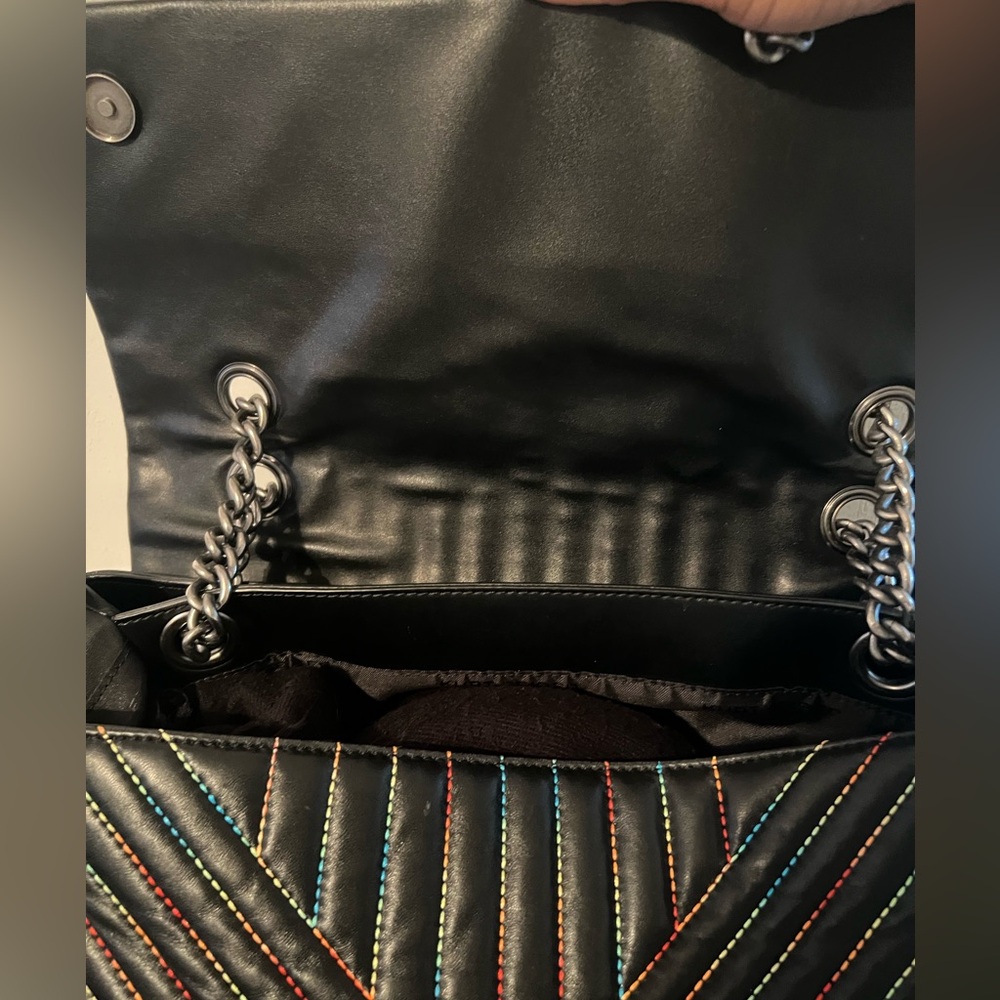 Kurt Geiger Black Quilted Shoulder Bag with Multicolor Stitching - Picture 4 of 10